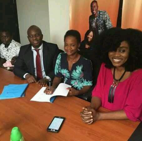 PayPorte Signs Breadseller Turned Model Olajumoke As Face Of Their Brand For 2016