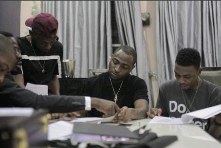HKN Boss, Davido Signs New Two Act To HKN Gang