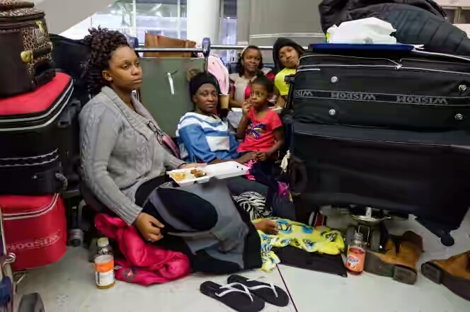 Bride-To-Be Misses Her Own Wedding After Flight Gets Cancelled. (Photos)