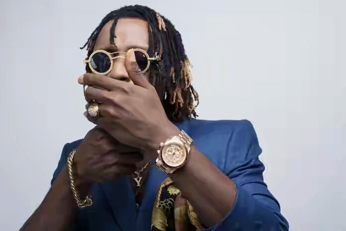 Yung6ix – Billionaire Ambitions (One Take Freestyle 2.0)