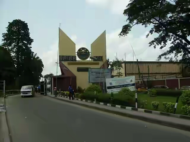 Two UNILAG students graduate with 5.0 CGPA
