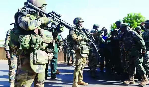 Troops secure Banjul for Barrow’s return