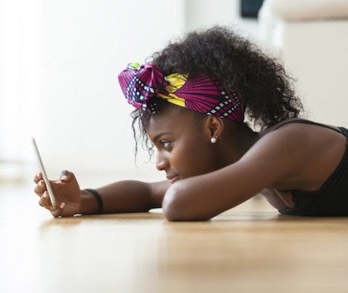 6 Recommended Ways To Protect Your Eyes While Using A Smartphone