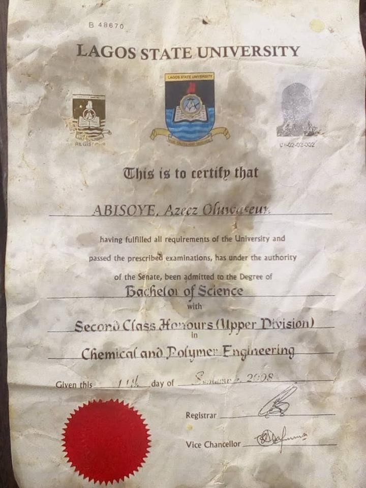 Photo of LASU graduate’s original certificate found at a suya spot