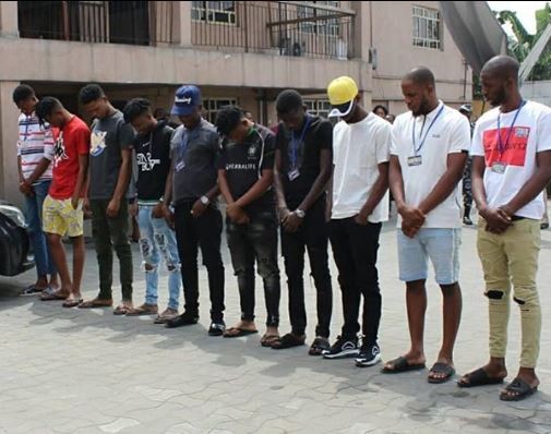 10 suspected Yahoo-Yahoo boys arrested in Port Hacourt (Photo)