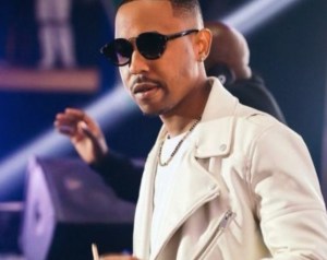 DOWNLOAD Felo Le Tee – 012 Dlozi Ft. Guluva mp3