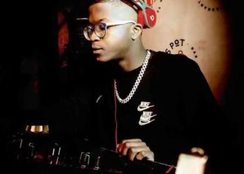 DOWNLOAD Djy Biza, Pcee & Justin99 ft F3 Dipapa, PILLS & 10x Guluva – Ntwana Yam mp3