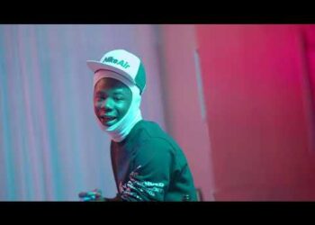 Kellylivinglarge – Missed Calls Ft Daviesthepreacher mp3 Download