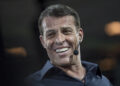 Tony Robbins Net worth, Earnings & Properties