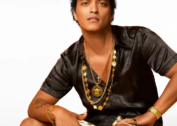 Bruno Mars Net worth, Earnings & Properties (Houses and Cars)