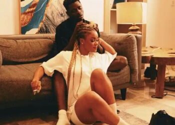 DOWNLOAD Emaxee ft. Liya – About 22 (Remix) mp3