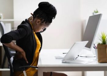 7 ways to prevent work-related back pain