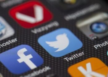 5 ways you can save money on mobile data