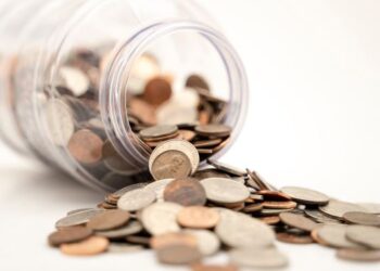 5. The big spending rule
This is simple and helps avoid impulse purchases.The rule is that once you see something you want to buy, you should stop, go home and think about it overnight, trying to determine if it is something useful, necessary and going to bring something good to your life, and if it fits. to your budget.Once you determine this, then you can spend.