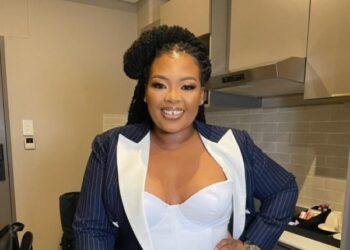 Anele Mdoda gives Twitter user a job