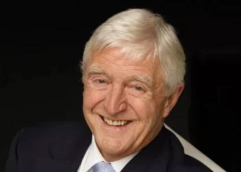 Michael Parkinson Cause of Death, Age, Net Worth, Illness