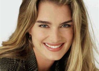 Brooke Shields Net Worth; How Rich is Brooke Shields?