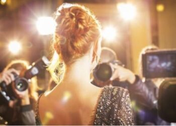 People who are obsessed with celebrities may be less intelligent, study says