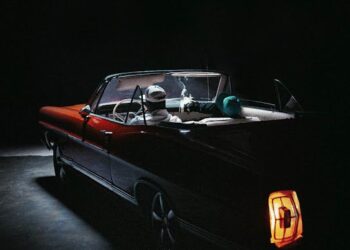 DOWNLOAD Young Duu – Oyinmo Ft. Carterefe mp3