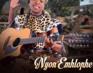 DOWNLOAD Nyon’emhlophe – Bengifisa ukumbona ft Solwazi Malunga mp3