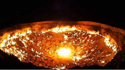 THE DOOR TO HELL!!! See The Darvaza Gas Crater That Sits In The Heart Of Karakum Desert That Has Been Burning For Almost 50 YEARS