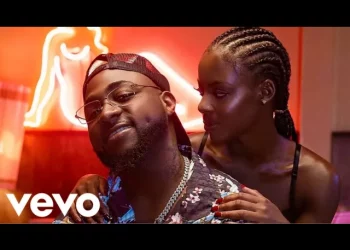 DOWNLOAD Davido & Darkoo – Bella Ft. Omah Lay mp3