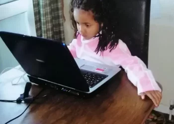 DOWNLOAD PinkPantheress – Close to you mp3