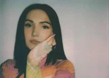 DOWNLOAD Frawley – If I Don’t Laugh I’ll Cry mp3