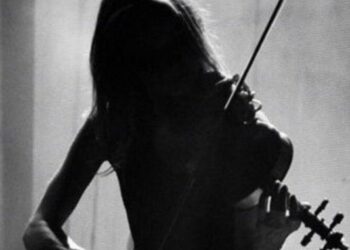 DOWNLOAD gino – Sisqo Thong Song (1950s Motown Choir Version) mp3