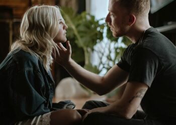 DOWNLOAD JP Saxe – If the World Was Ending ft. Julia Michaels mp3